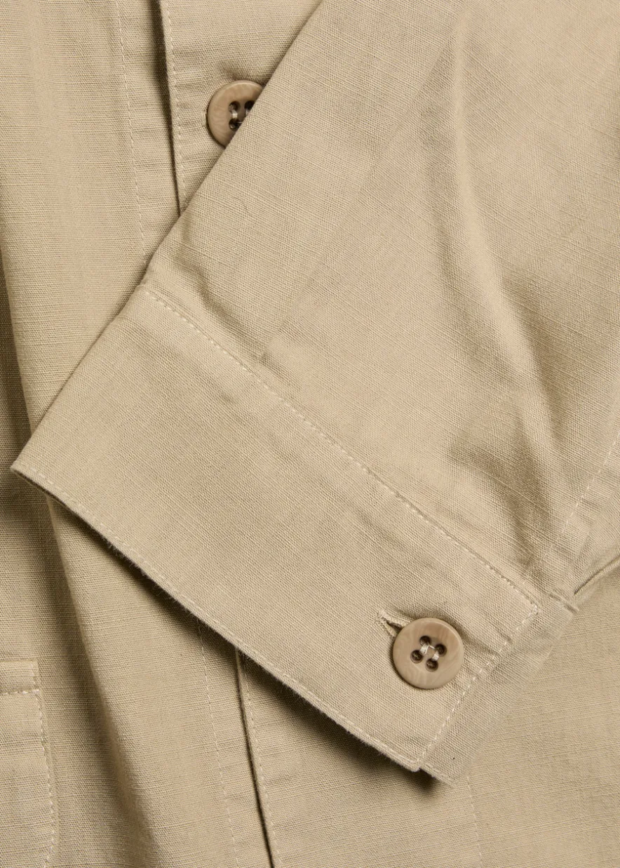 Patch pocket cotton shirt