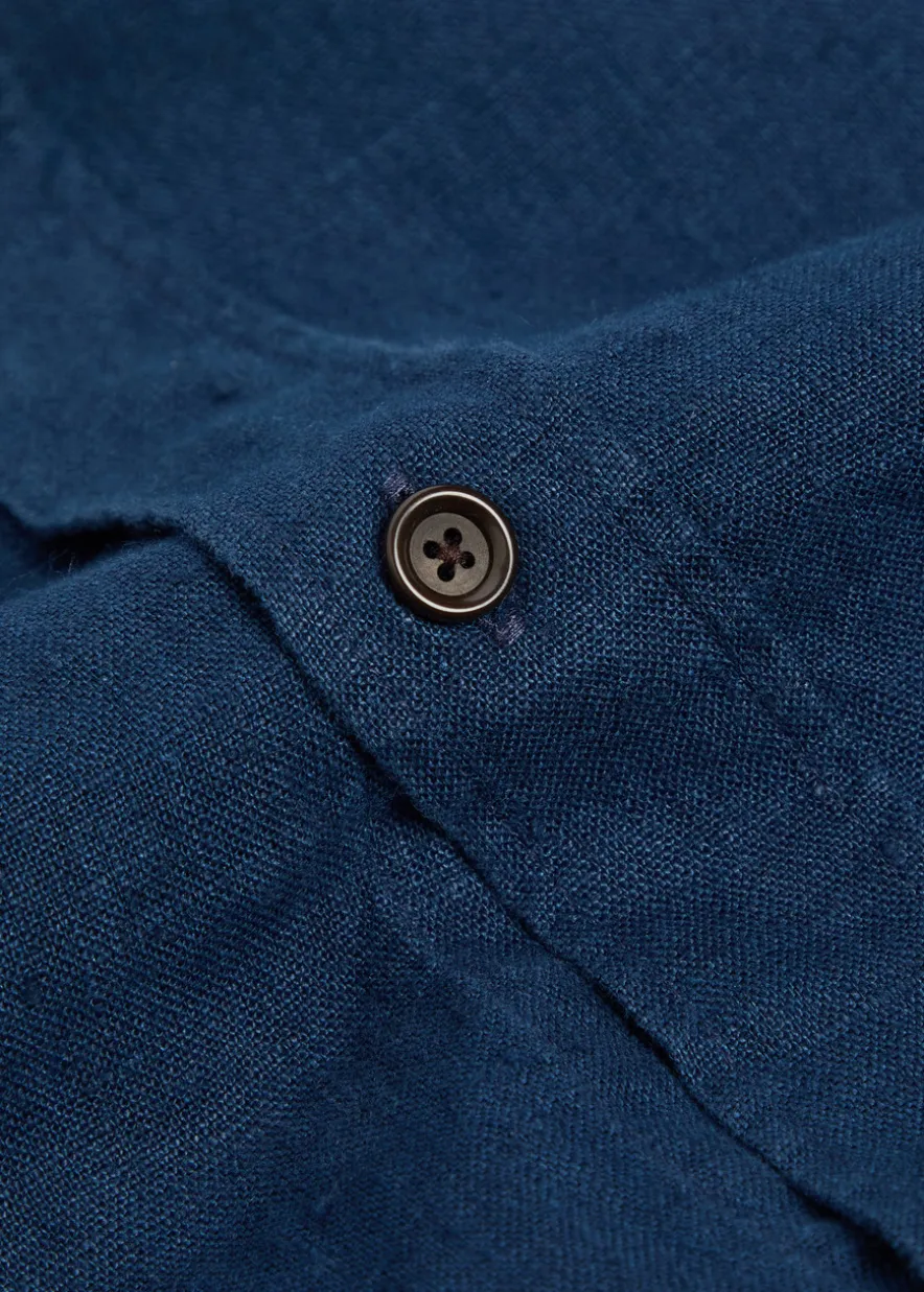 Patch pocket linen shirt