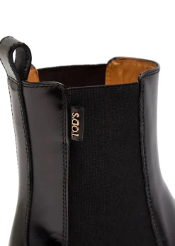 Patent leather Chelsea boots
