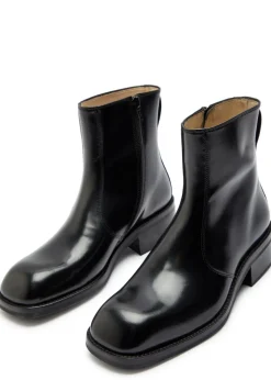 Patent leather Chelsea boots