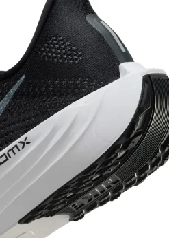 Pegasus Plus sneakers