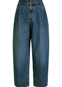 Pleated barrel-leg jeans