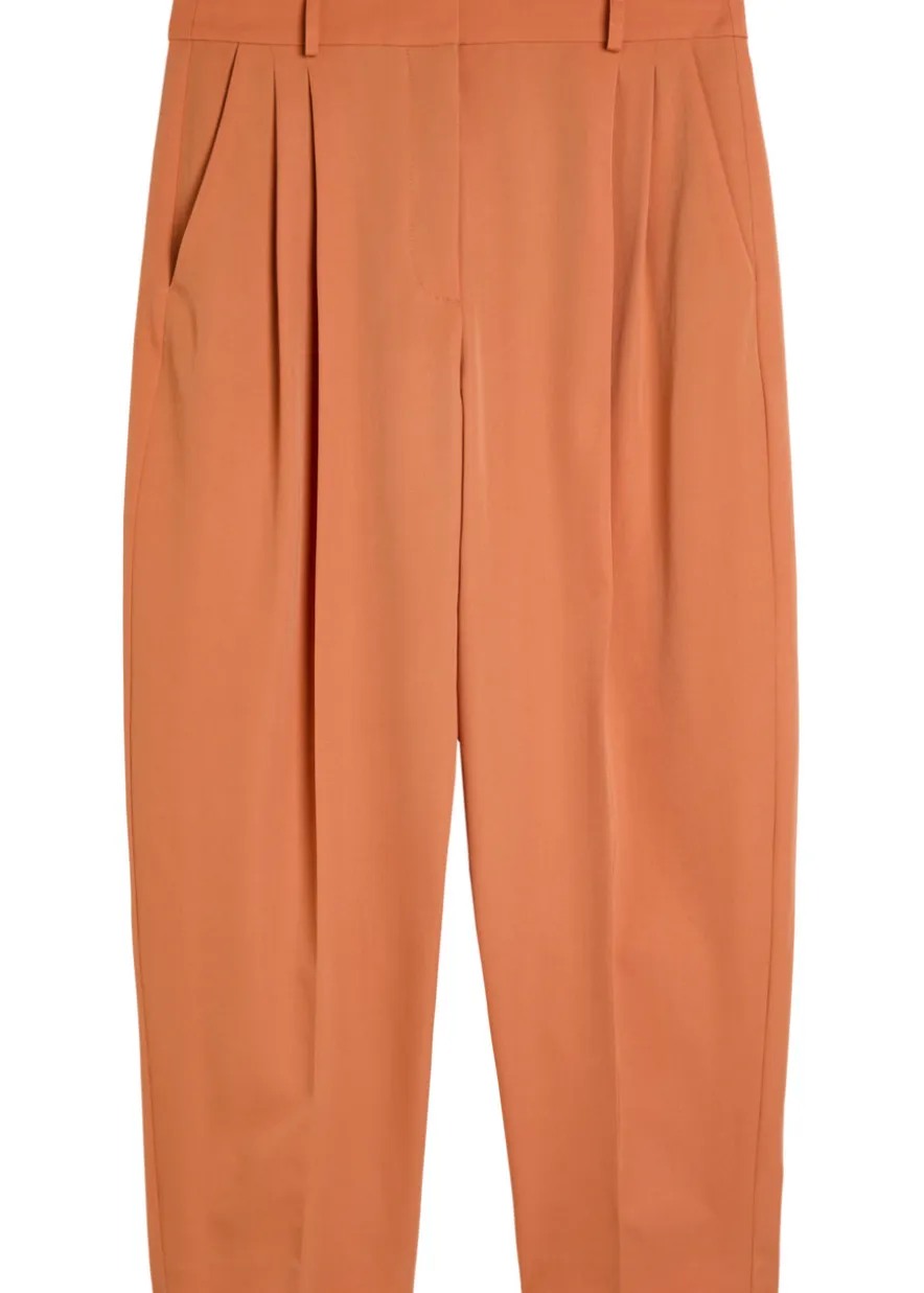 Pleated barrel-leg wool trousers