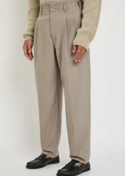 Pleated tapered-leg trousers