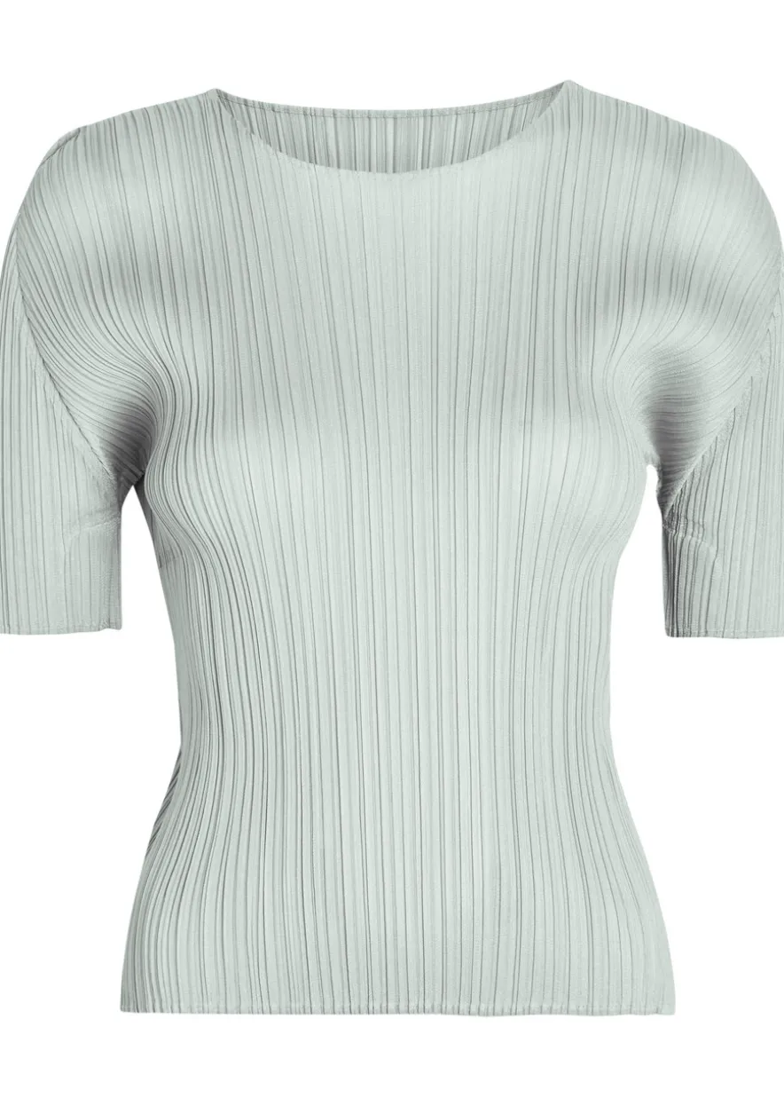 Pleated top