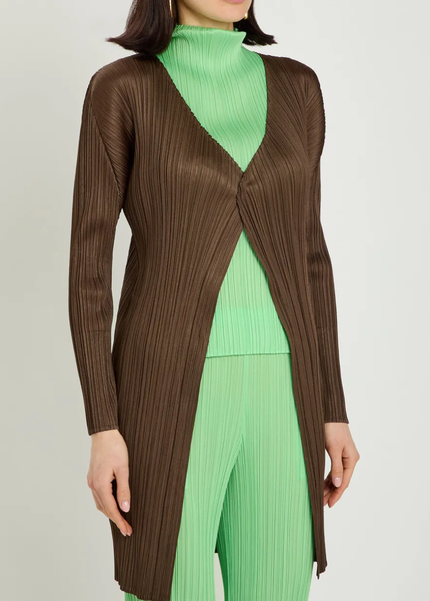 Pleated woven coat