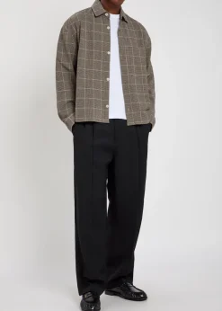 Pleated woven suit trousers