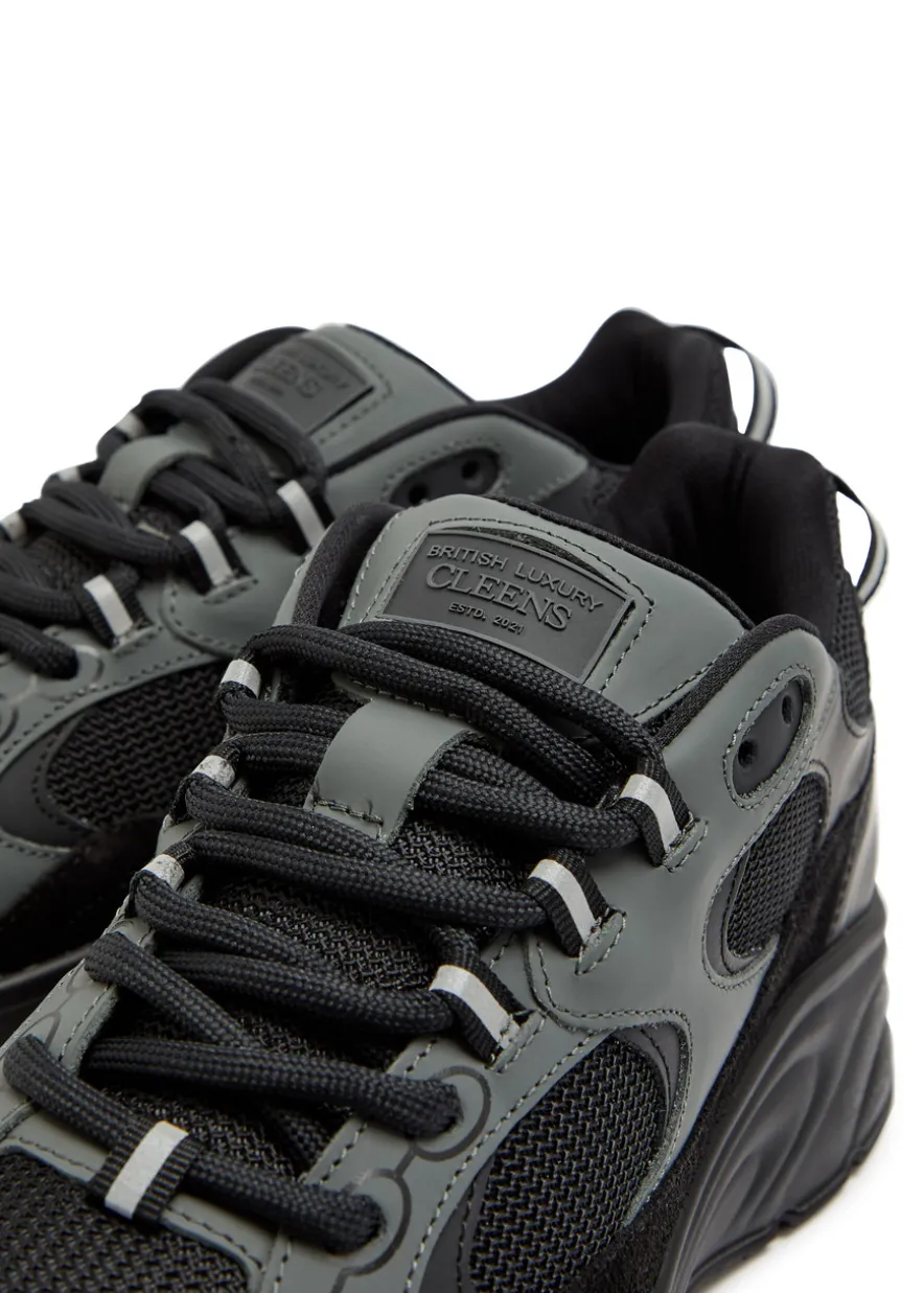 Pulse Runner panelled mesh sneakers