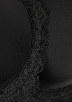 Raffine black contour bra
