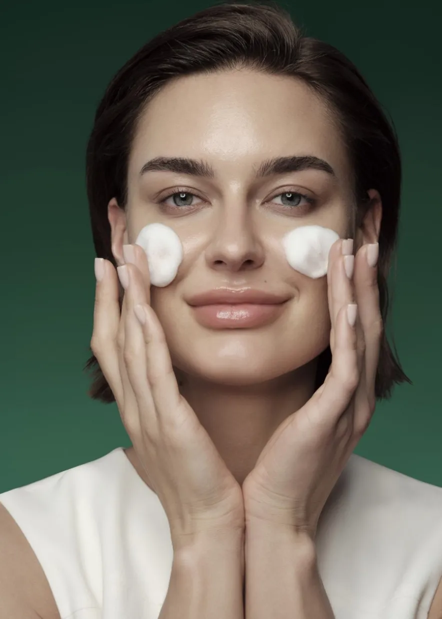 Renewal Deep-Purifying Foaming Cleanser 125g