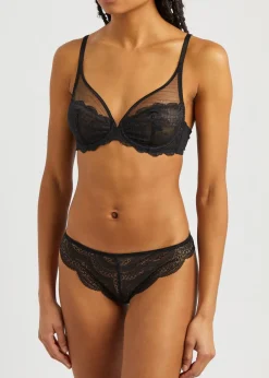 Reve lace underwired plunge bra