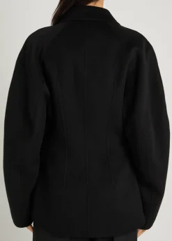 Sculpted wool jacket