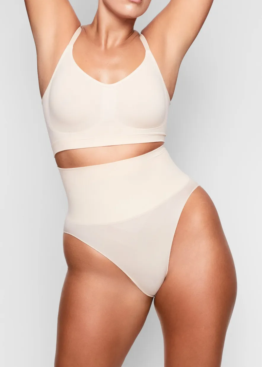 Seamless sculpt bralette