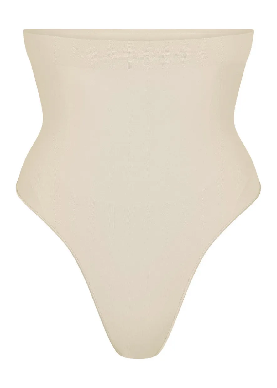 Seamless sculpt high-waisted thong