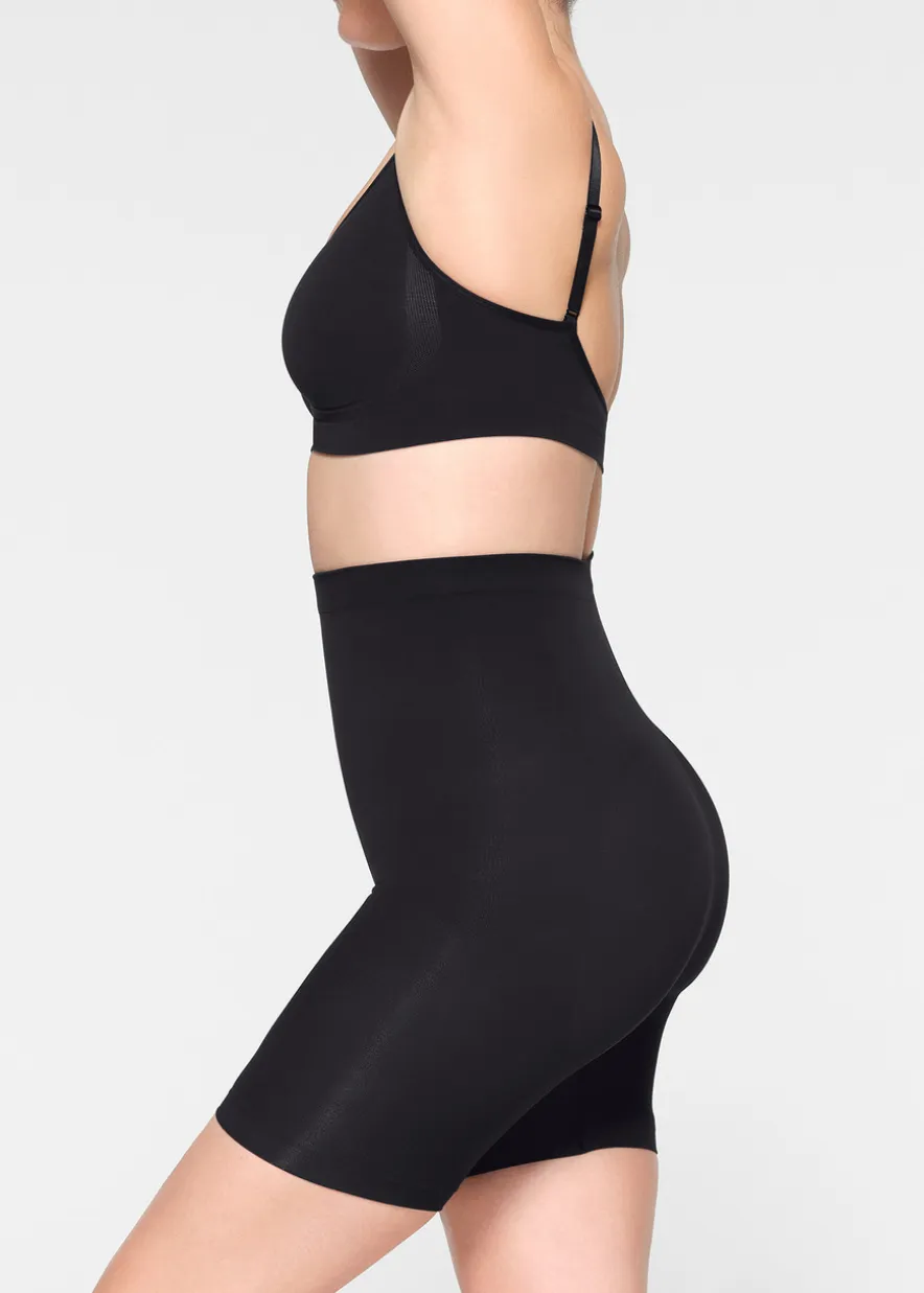 Seamless sculpt mid-thigh shorts