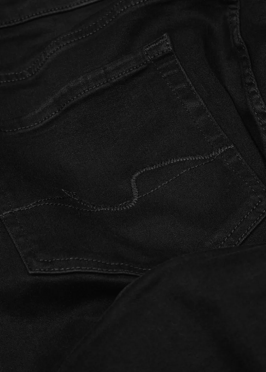 Slimmy Tapered Luxe Performance+ jeans