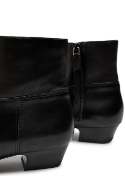 Stassi 20 leather ankle boots