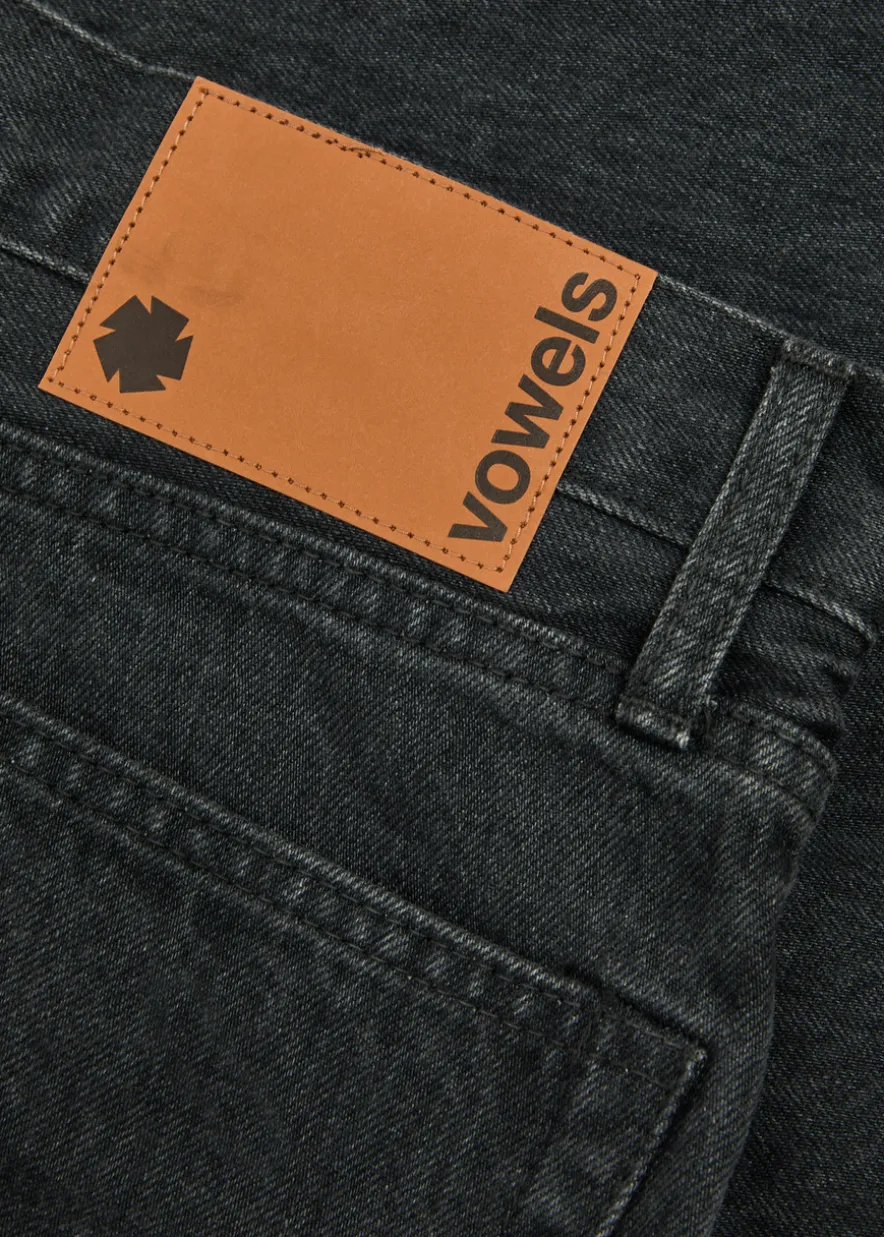 Straight-leg denim jeans
