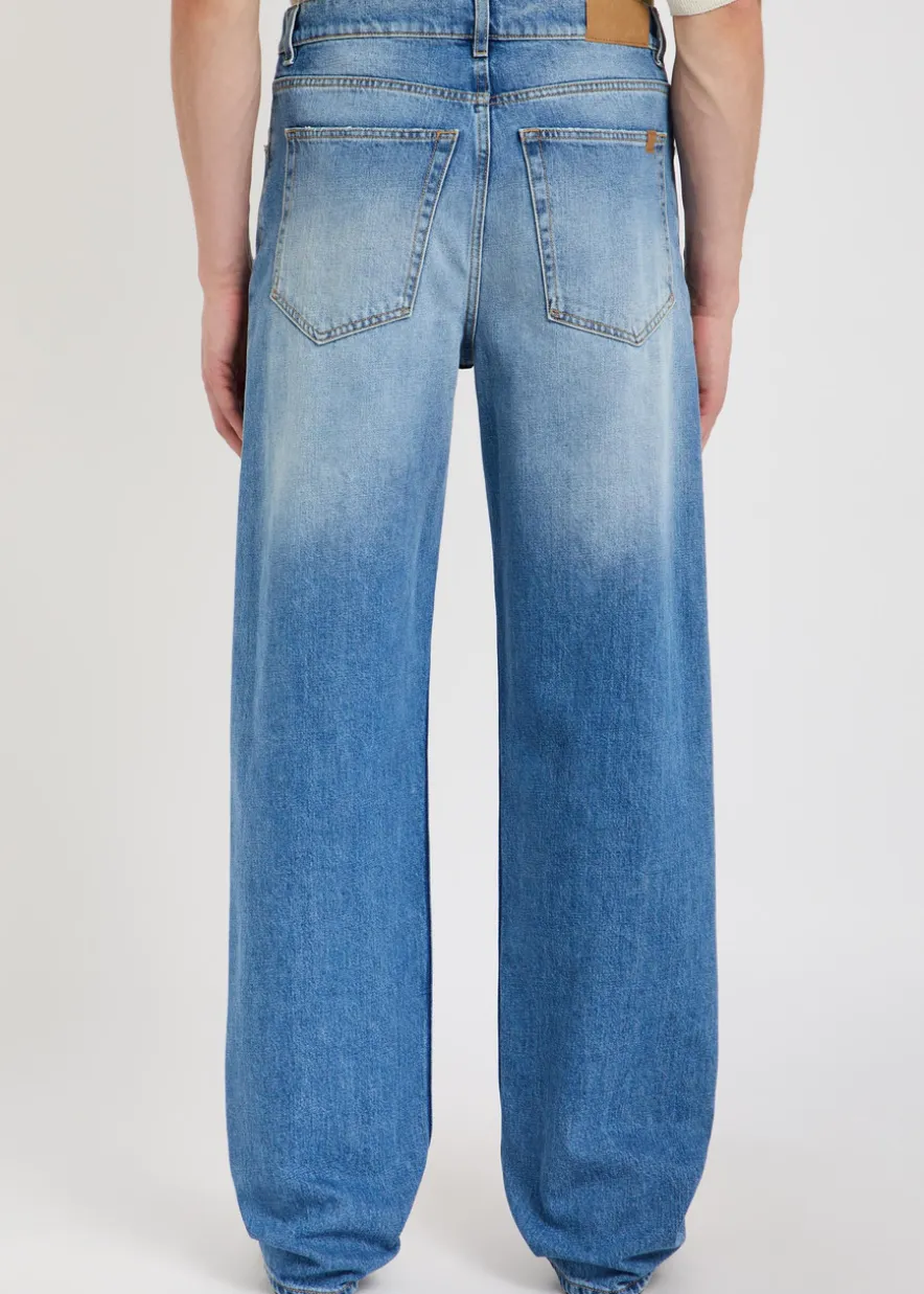 Straight-leg denim jeans
