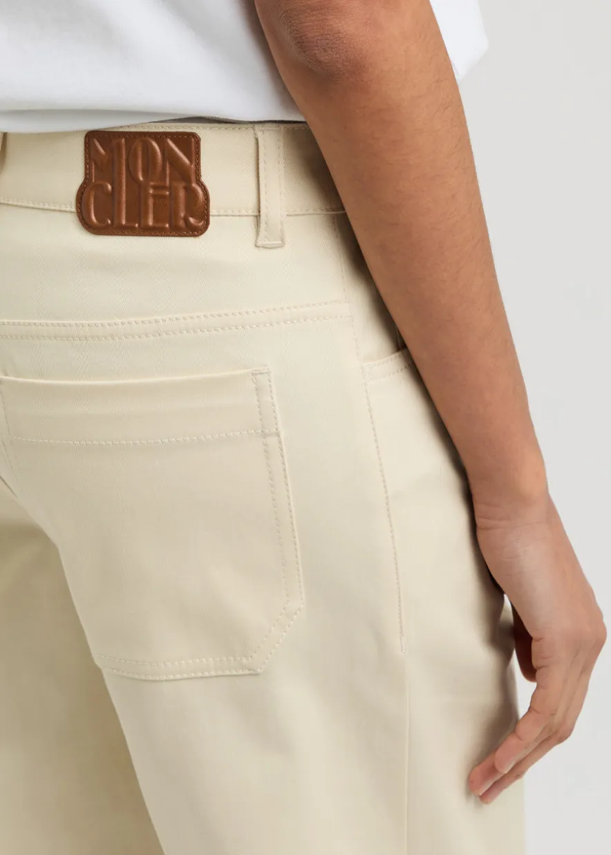 Straight-leg jeans