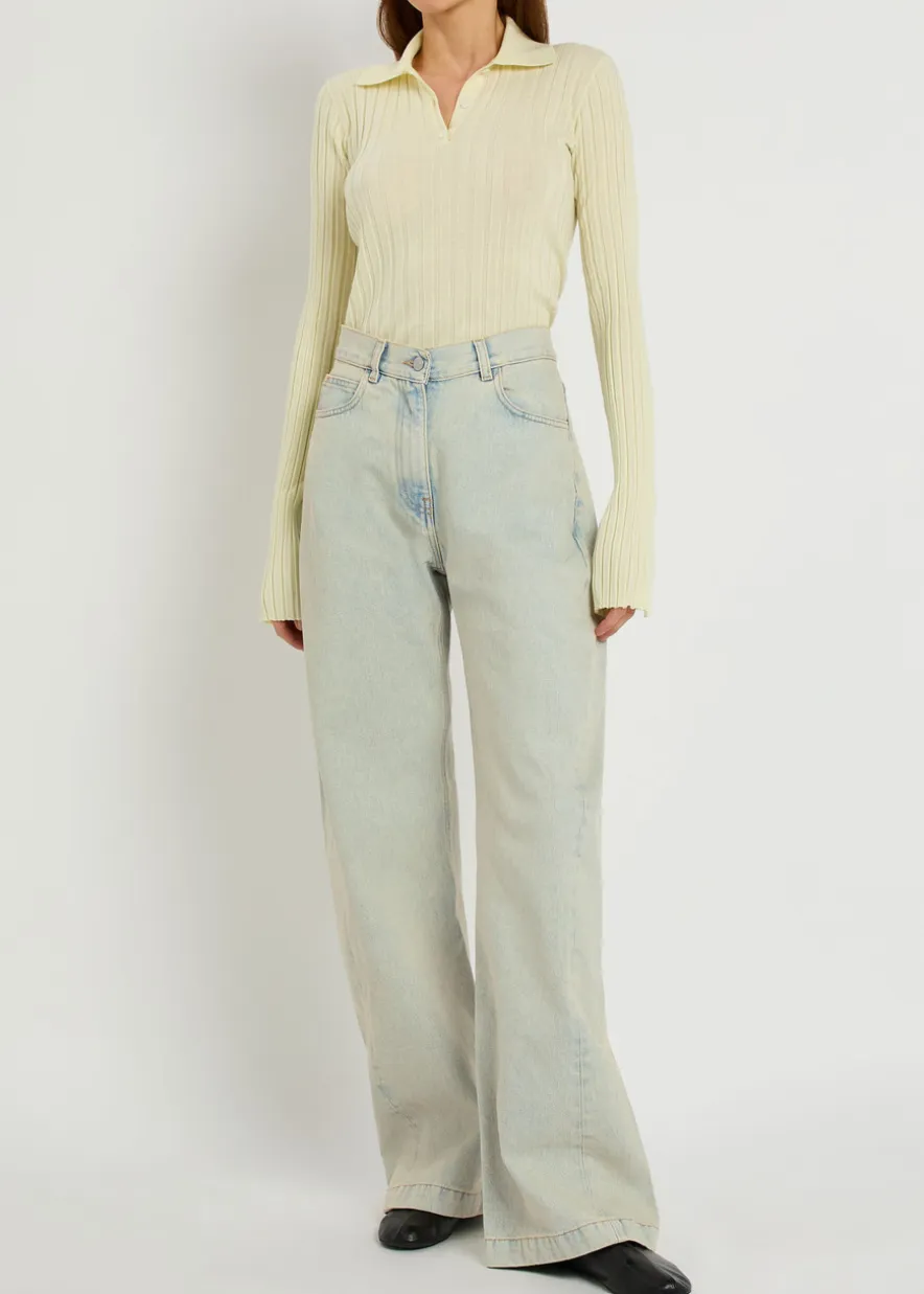 Straight-leg jeans
