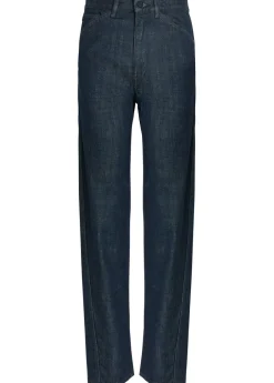 Straight-leg jeans