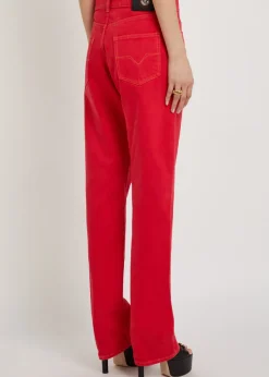 Straight-leg jeans