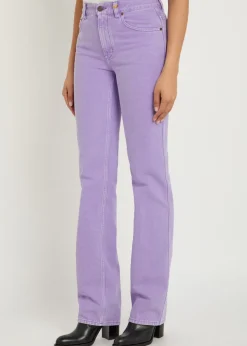 Straight-leg jeans