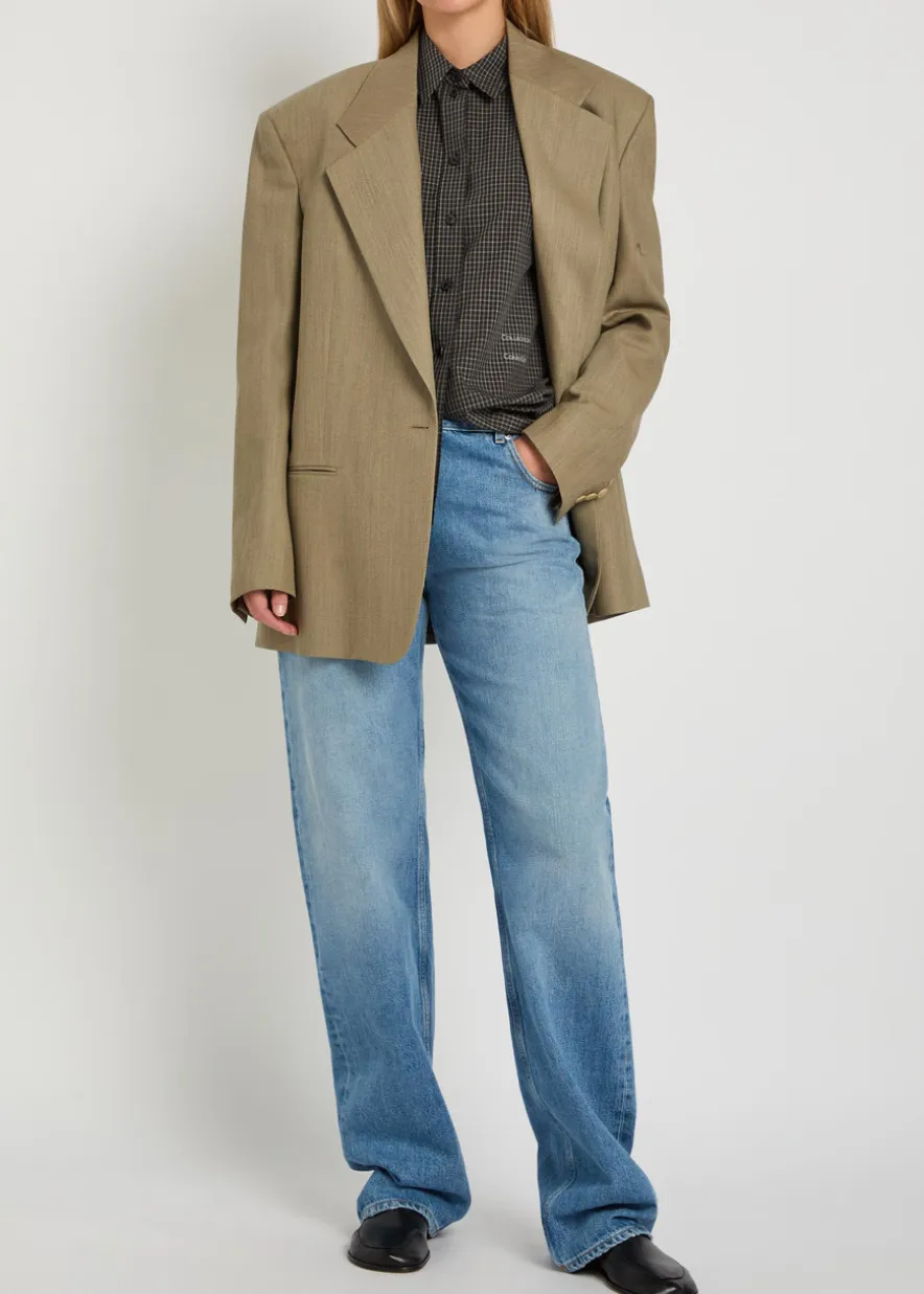 Straight-leg jeans