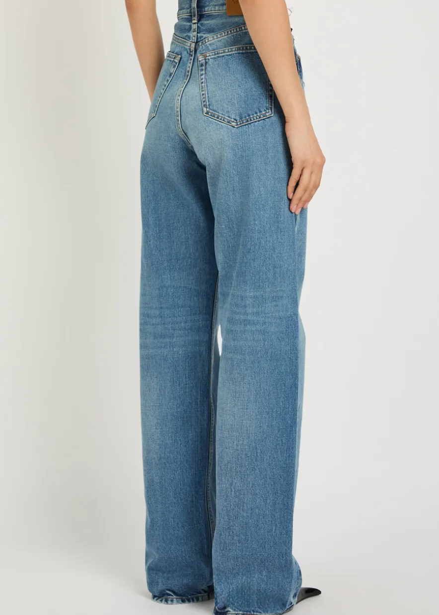 Straight-leg jeans