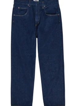 Straight-leg jeans