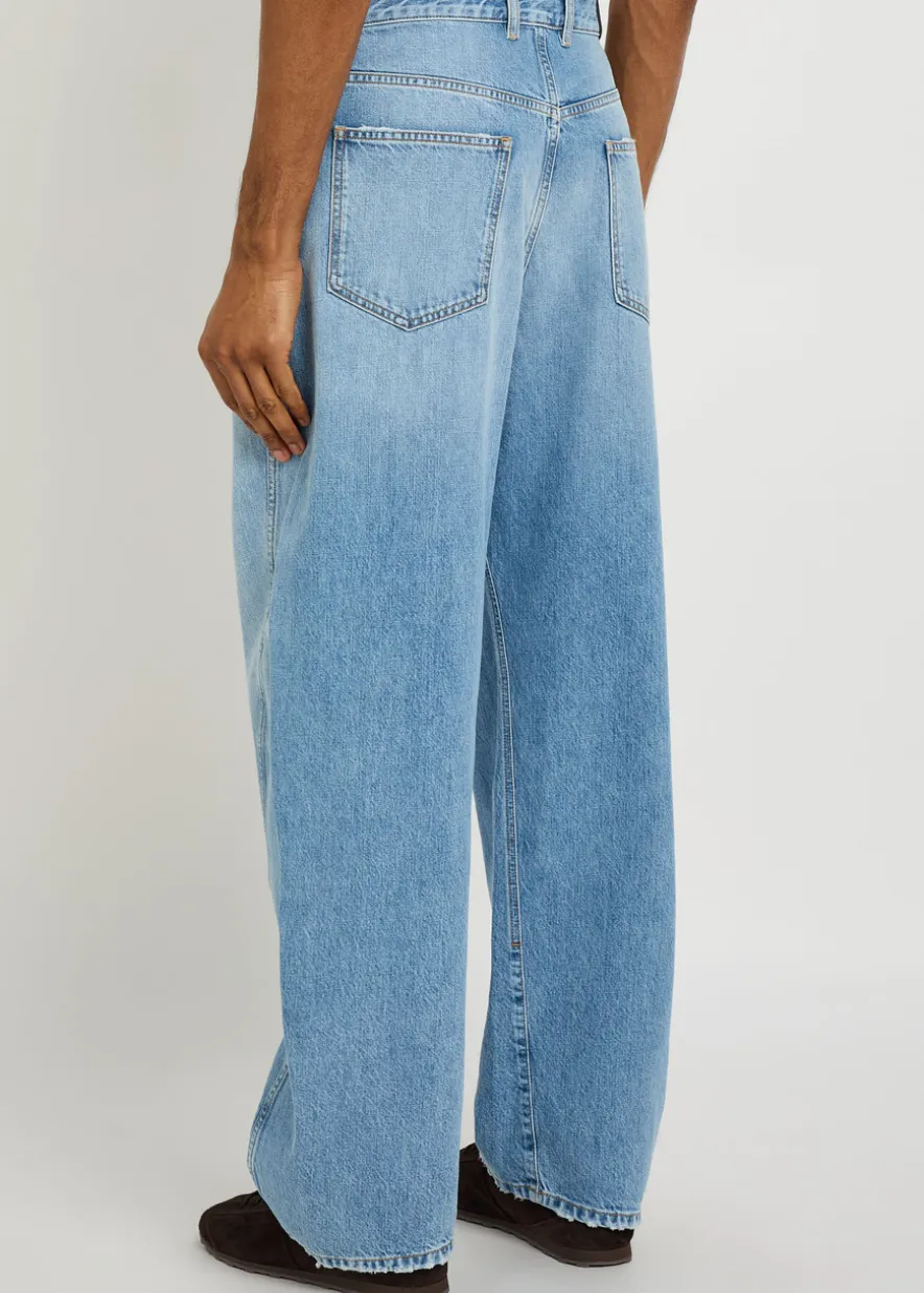 Straight-leg jeans