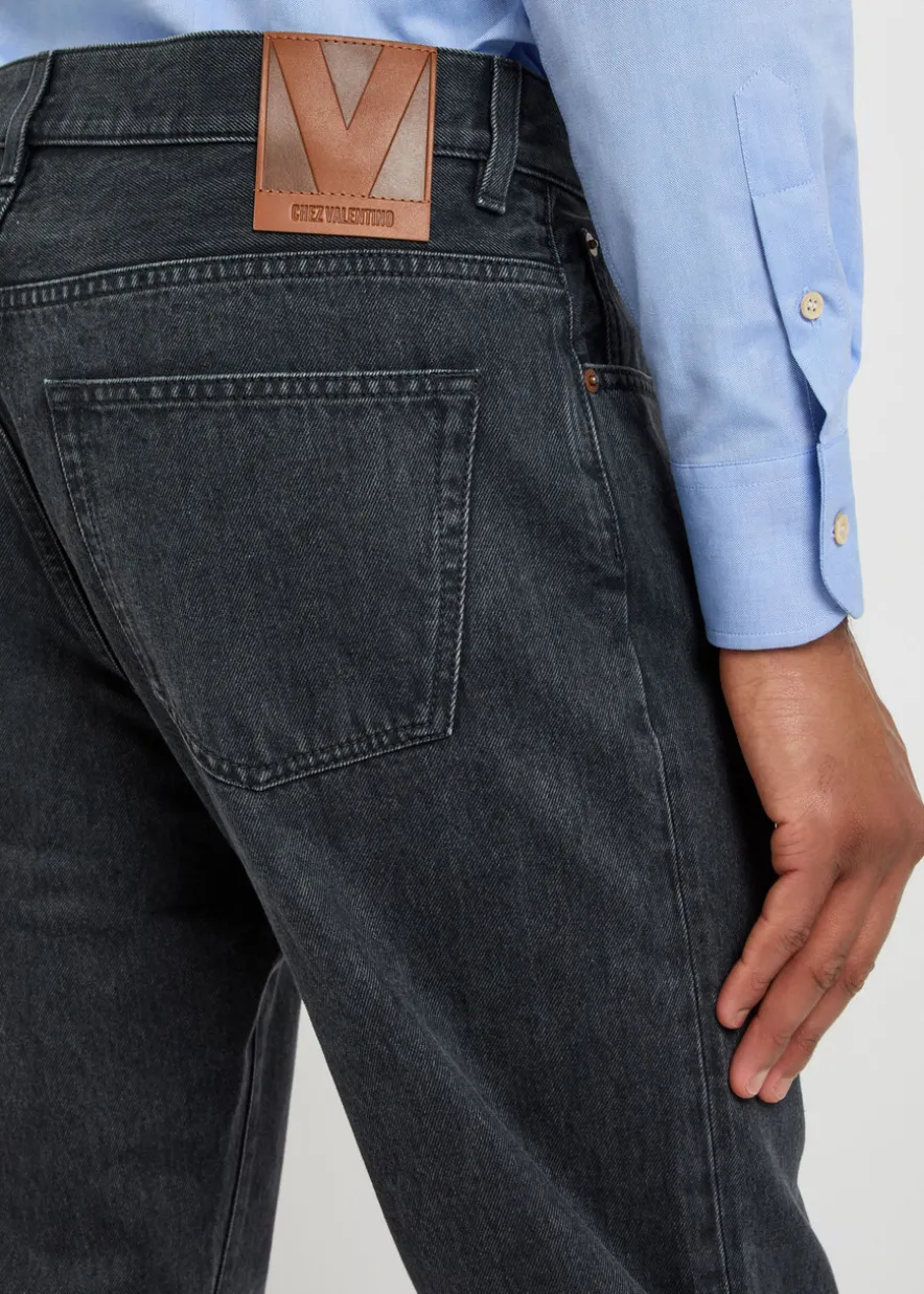 Straight-leg jeans