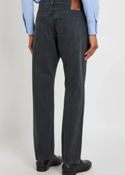 Straight-leg jeans