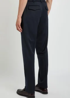 Straight-leg trousers