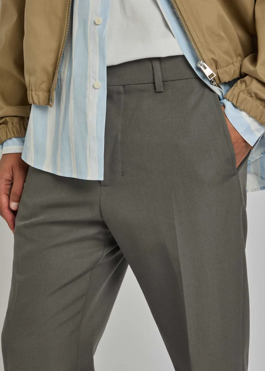 Straight-leg wool trousers