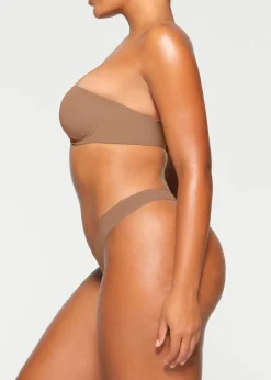 Strapless bra