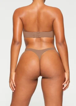 Strapless bra