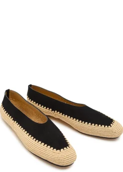 Strength raffia and suede flats