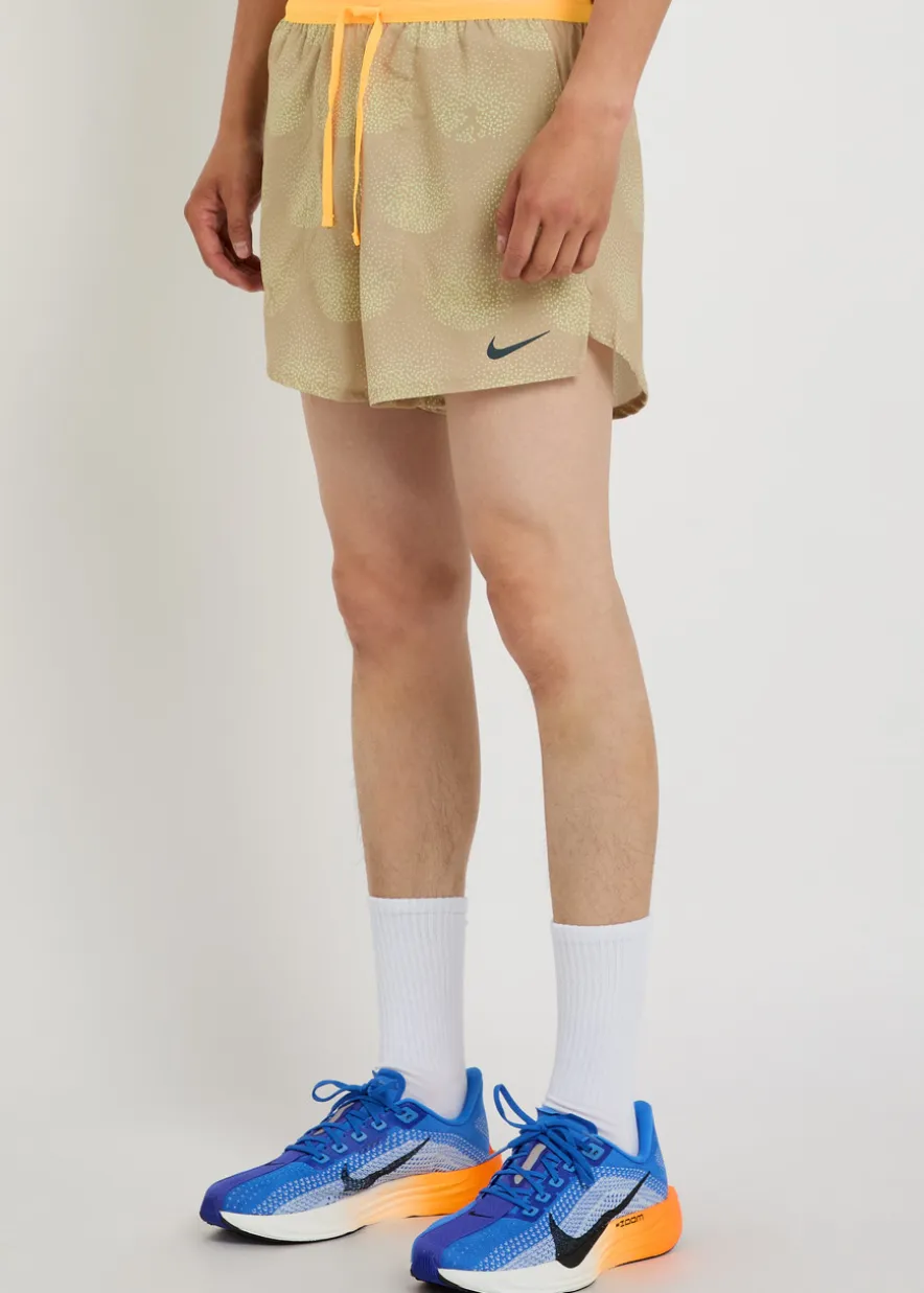 Stride Dri-FIT 5" printed running shorts