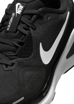 Structure 26 sneakers