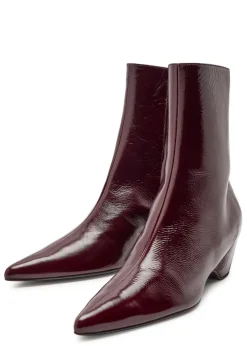 Sybil 40 glossed leather ankle boots