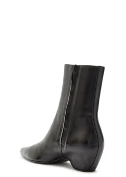 Sybil 40 glossed leather ankle boots