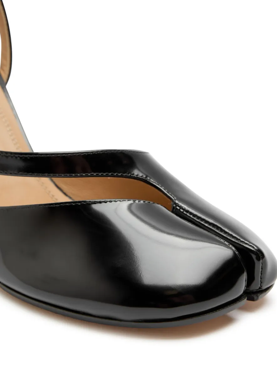Tabi 80 patent leather sandals
