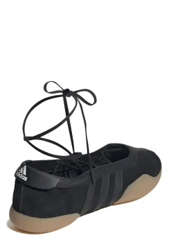 Taekwondo Mei ballet sneakers