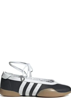 Taekwondo Mei leather ballet sneakers