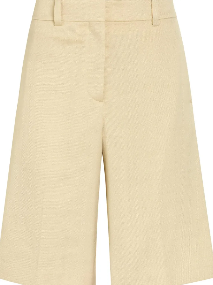 Tailored wide-leg Bermuda shorts
