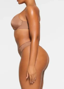 Teardrop push-up bra