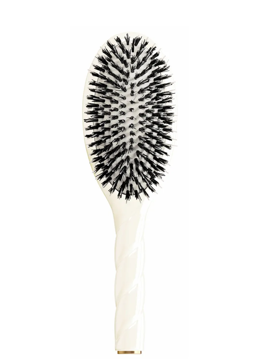 The Essential Do-It-All No2 Creamy White