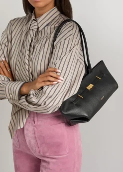 The New York grained leather shoulder bag